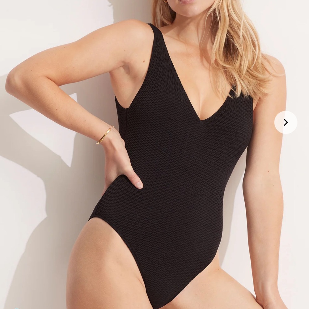 NWOT Anthropologie Seafolly Sea Dive Deep V Neck One Piece - 12